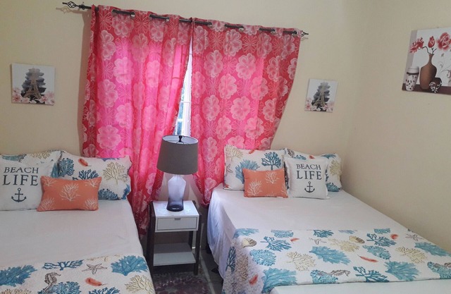 Williamsfield Cozy Guest House 1 Bedroom with share livingroom, kitchen&Bath.