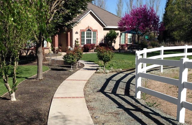 Willow Creek Ranch - Welcome Traveler, Now Rest!