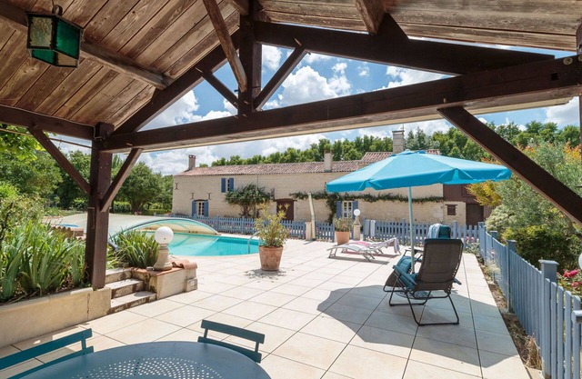 Wonderful private villa for 7 people with WIFI, private pool, TV, terrace and pets allowed