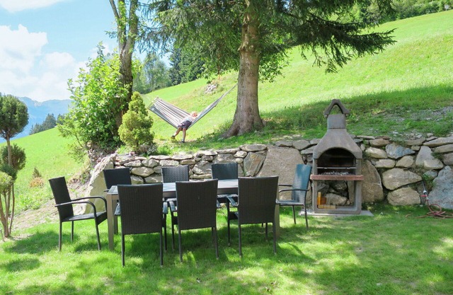 Wonderful private villa for 10 guests with WIFI, TV and patio