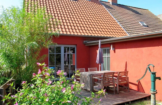 Wonderful villa for 5 people with TV, terrace and pets allowed