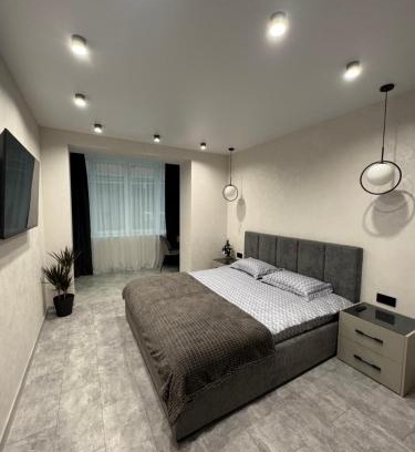 Khmelnitskiy Apartment | Апартаменти Зарічанська вулиця Netflix