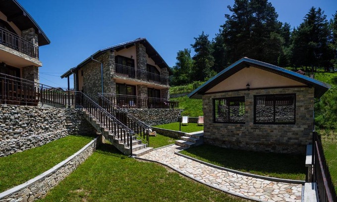 Dospat House | Ваканционна къща ,Родопски уют "