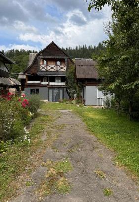 Izki House | Гостьовий будинок