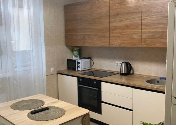 Vyshhorod Apartment | Квартира по вулиці Набережна