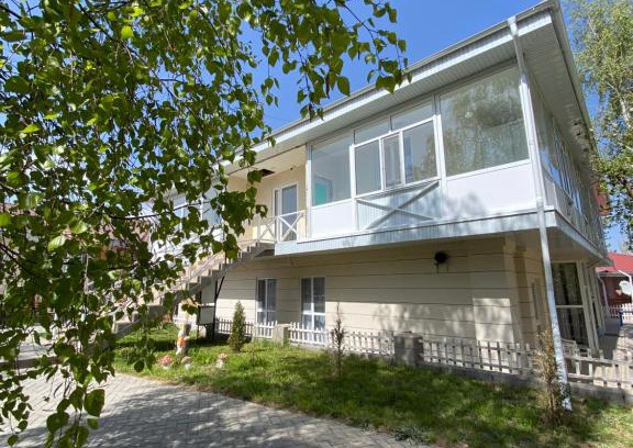 Issyk-Kul Region Apartment | Квартира Raduga West Studio