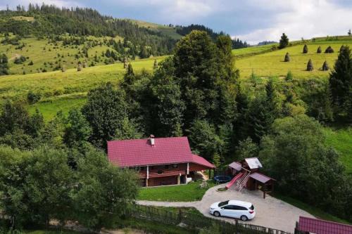 Huklyvyi Ski Chalet | Котедж в Карпатах