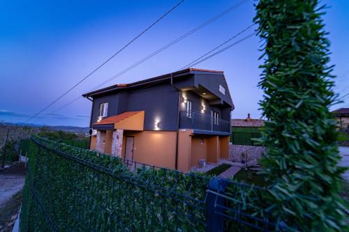 Hisarja House | Къща за гости Катлея