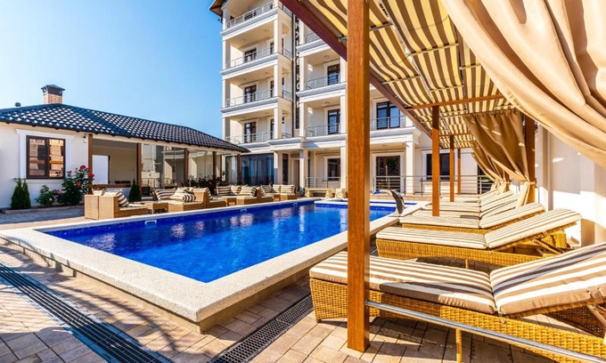 Kabardinka Hotel | Отель Южные Ночи