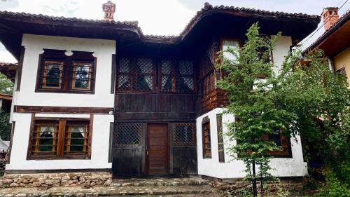 Koprivshtitsa Cabin | Туристическа спалня Богдан