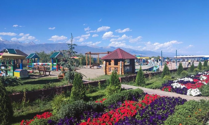 Issyk-Kul Region Apartment | Центр отдыха Радуга West в село Кош Кел