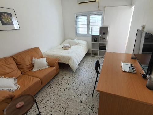 Netanya Apartment | דירת סטודיו מרווחת במרכז העיר נתניה