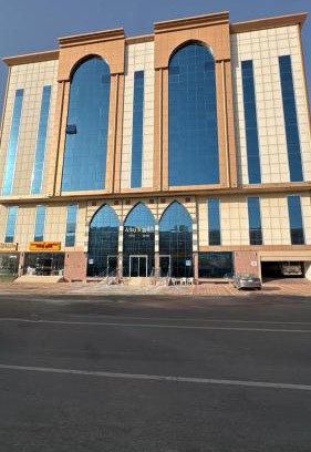 Batha Quraysh Hotel | التاج ثلاثة الفندقية