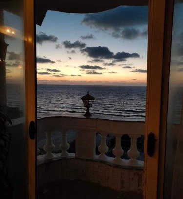 Ad-Dukhaylah Apartment | شقة فندقية بغرفتي نوم فيو بحر كامل اسكندرية