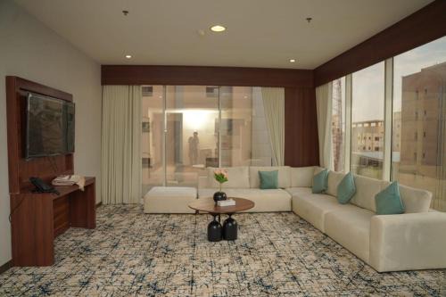 Al Olaya District Apartment | كاسا للشقق المخدومة