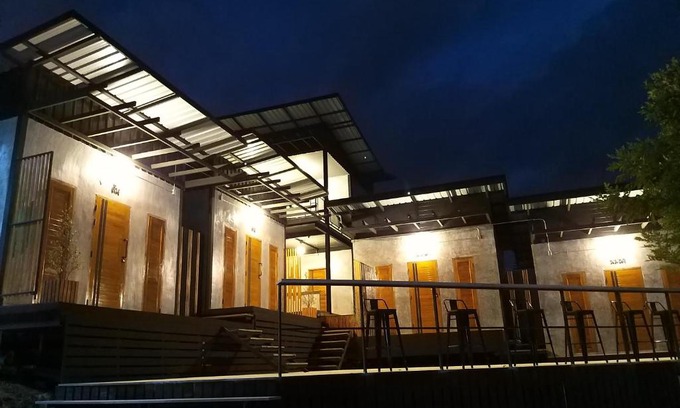 Khaem Son House | ดิน ดาว หนาว หมอก