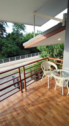 Tha Yang House | บ้านริมน้ำท่าคอย