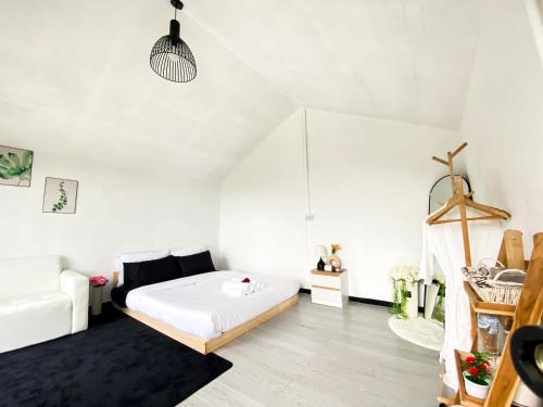 Chom Thong Resort | ม่านป่ามองเขาเฮ้าส์