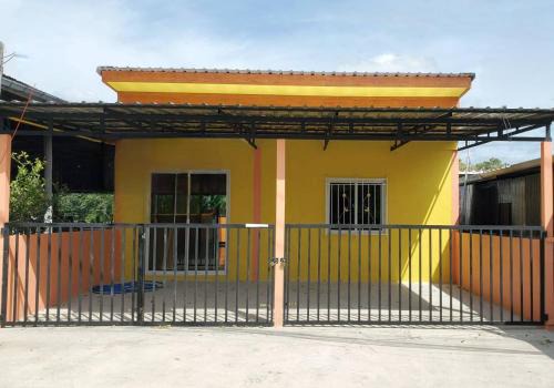 Takhli Ski Chalet | สิงโต รีสอร์ท