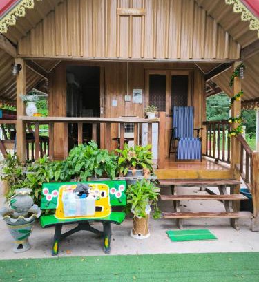 Nong Chaeng House | ฮักนะแก่งต่างหล่าง รีสอร์ทชานุมาน บรรยากาศดี ติดริมโขง