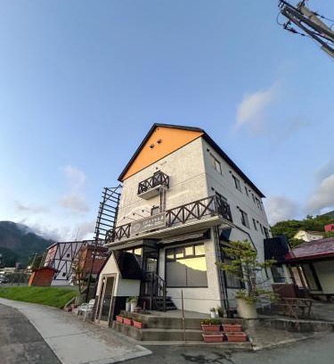 Zaoonsen Cabin | しばママのお宿 ShibaMamas Casual Hotel