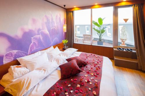 Midori Ward Hotel | クイーンズバリ