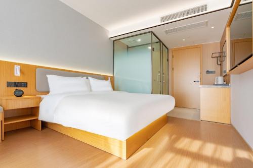 Yu Hua Tai Hotel | 南京南站咖居精选酒店