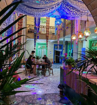 Kashgar Bed & Breakfast | 喀什故人归国际青年旅舍 Kashgar Returning Friends International Youth Hostel