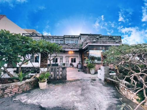 Eluan House | 墾丁 Sky Villa 工業風設計 包棟民宿