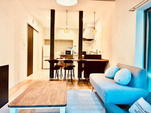 Ainan-cho House | 波止場の海まで徒歩30秒の貸切宿 "ギョグンミニ" "Gyogun Mini"