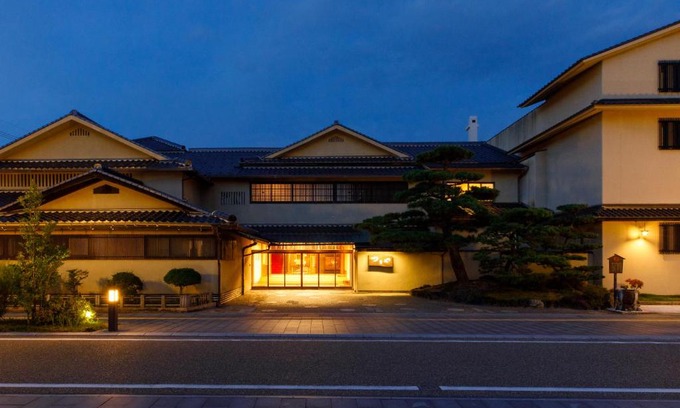Onsen Hotel | 越前あわら温泉 つるや