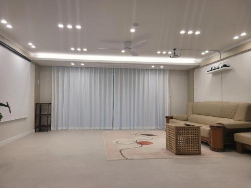 Saha Apartment | 별을 담다