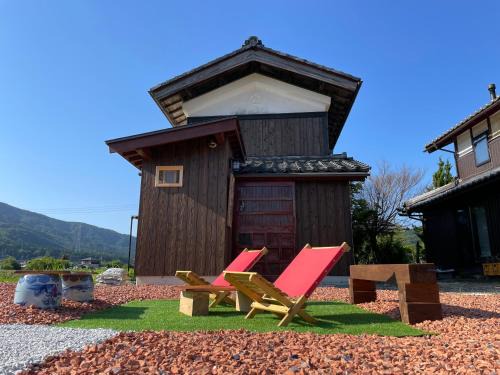 Nagahama House | 1日1組限定 1棟貸切の古民家 蔵の宿 隠れ蔵