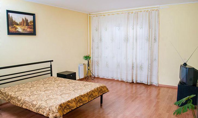 Vtoraya Pyatiletka Apartment | 1-ком. квартира