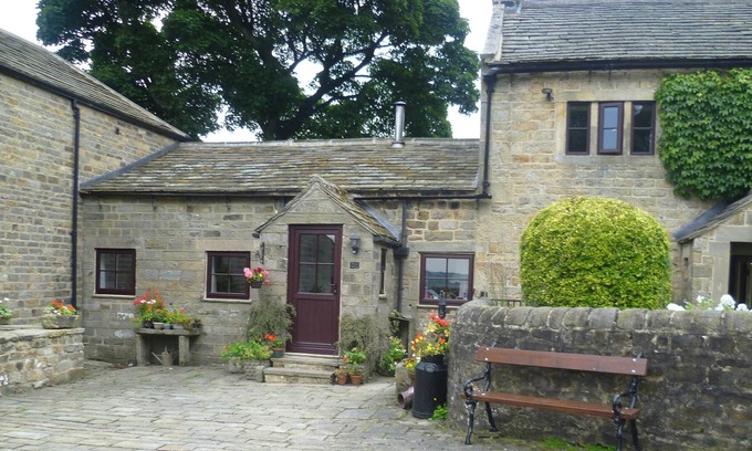 Ripley Cottage | 1 bedroom accommodation in Norwood near Harrogate