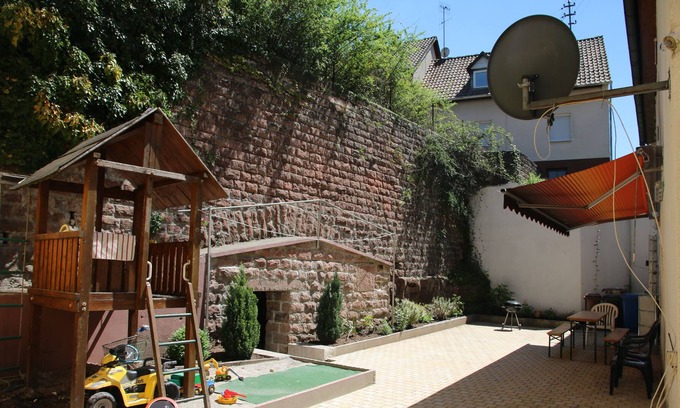 Schonau Apartment | 100 m2 Whng. at unbeatable price! In the middle of beautiful Schönau! Up to 10 pers