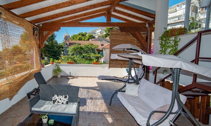 Jesenice Apartment | 112 m² Apartment ∙ 3 bedrooms ∙ 9 guests