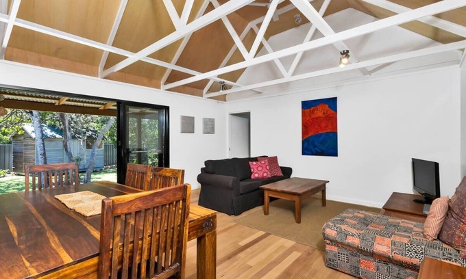 Suffolk Park House | #16 Tallow Sands - Tawny Frogmouth Beach House