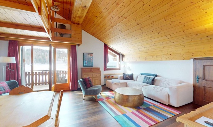 Celerina-Schlarigna Apartment | 2 1/2 -room flat on the 3rd floor.