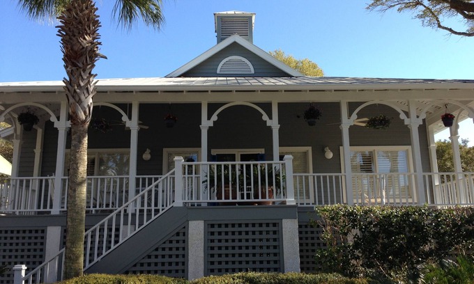 Kiawah Island House | 2 minute walk to beach and pool.Perfect for families, enjoy Beach, Golf, Tennis