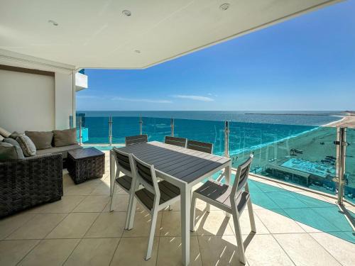 Sandy Beach House | 2BR Beachfront Condo on Sandy Beach #703