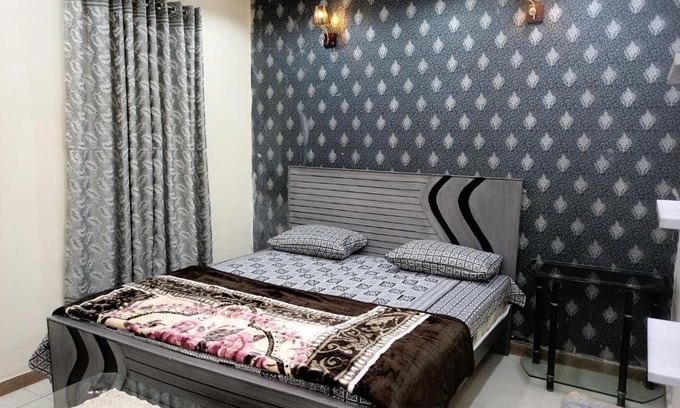 Lahore Apartment | 2BR Fully Furnished Modern House at Prime Location