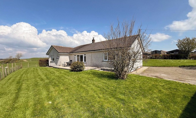 Castle Douglas Cottage | 3 bedroom accommodation in Ringford, near Castle Douglas