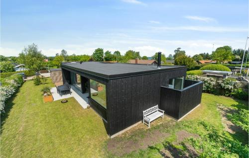Hvidbjerg Strand House | 3 Bedroom Cozy Home In Børkop