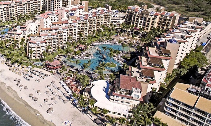 Flamingos Resort | 3 BR LUXE!