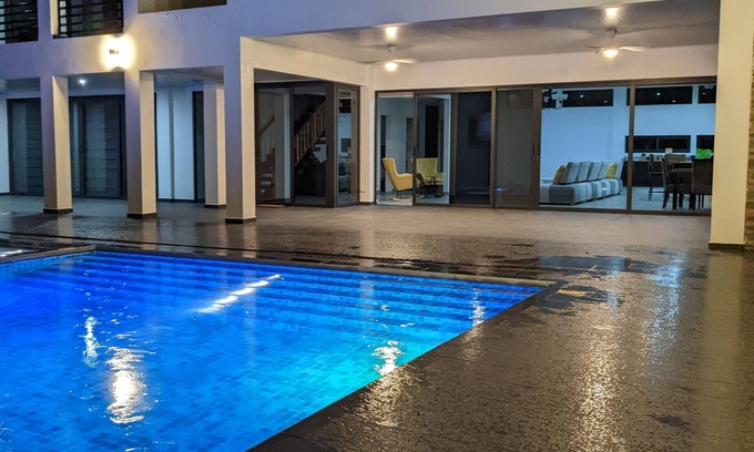 Baru House | 3br/3.5 Bath House walking distance to a secluded beach