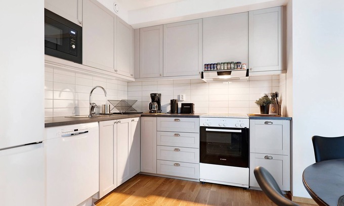 Pitea Apartment | 3BR City Charm Summar