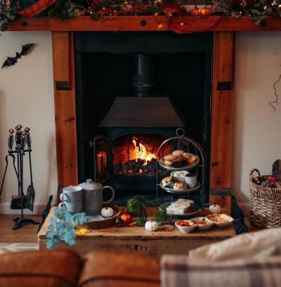Pontsticill House | 4 Scenic Stone Cottage with BBQ Hut & Garden in Brecon Beacons National park