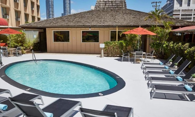 Ala Moana House | 4 x Deluxe Two Doubles Room at Pagoda Hotel