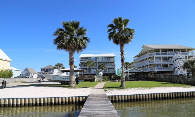 Gulf Shores Condo | 60 m² Condo ∙ 1 bedroom ∙ 4 guests
